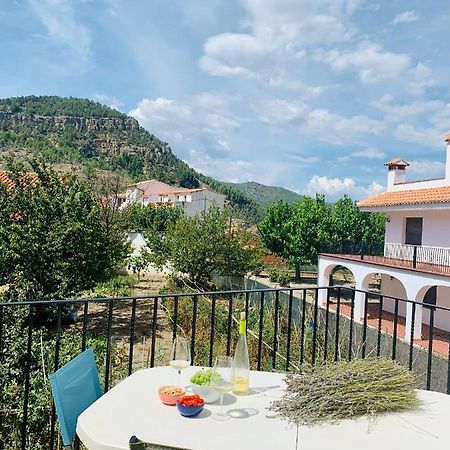 Casa Rural Con Encanto En La Puebla De Arenoso Exterior foto